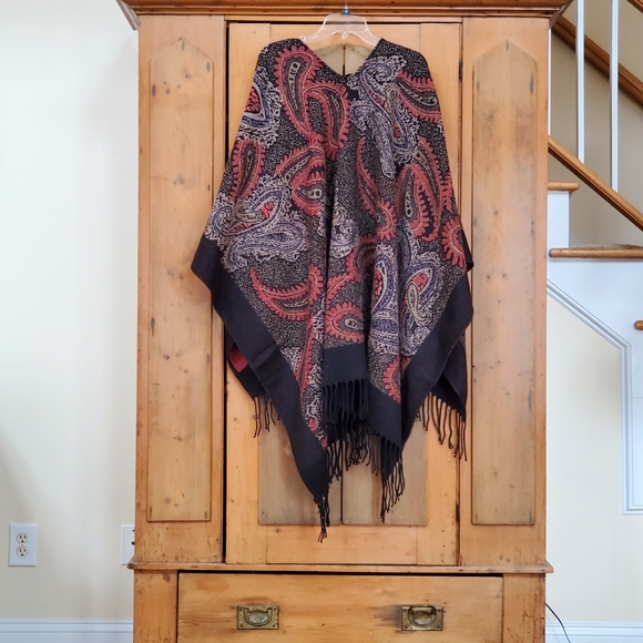 SOFT SURROUNDINGS Fringed Poncho / Ruana / Wrap - Picture 7 of 9